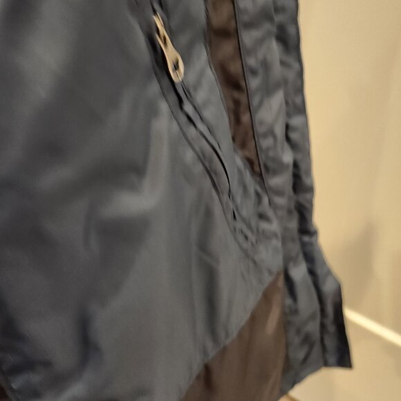 Women's Carhartt Rain Defender Level 2 Jacket - Picture 4 of 7